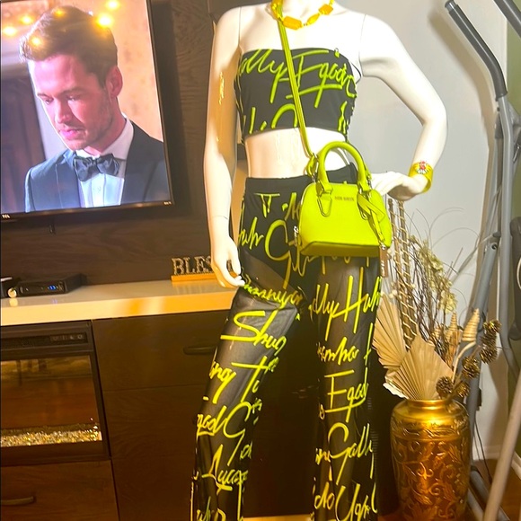 Stylish Black and lime green Women's Pants Set - Picture 7 of 11